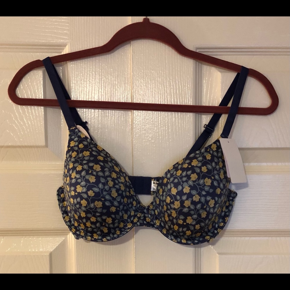 b.tempt’d by Wacoal Ultra Soft T-shirt Bra. 32 DD